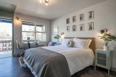 The Local Motel & Shops Hotels in Eugene