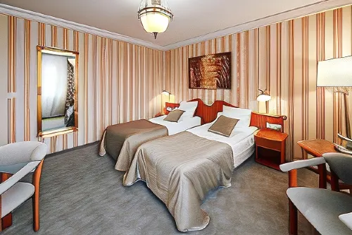 Biały Dom Henlex Hotel Restauracja Các khách sạn ở Swarzedz