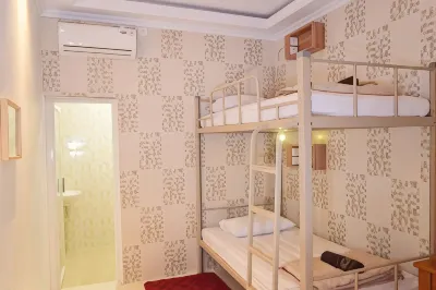 The Cabin Purwokinanti Hotel Hotels in Purwokinanti