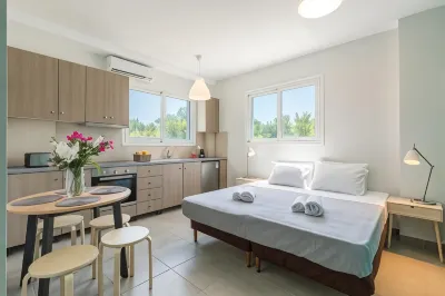 Local Hostel & Suites Hotels in 