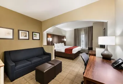 Comfort Suites Monroe Hotels in Monroe