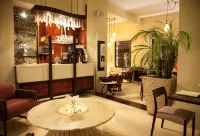 Plaza Gallery Hotel Boutique