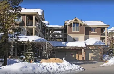 TRUE Ski-In Ski-Out Luxury 2 bd. 2 bth -Riverbend Lodge -Perfect location! Hotels in Four O'Clock