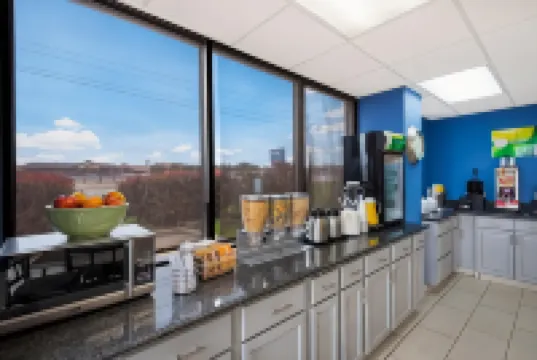 ควอลิตี้ อินน์แอนด์สวีทส์ ราวด์ร็อค - ออสตินนอร์ท