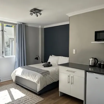 Guesthouse @ 31 Murray Hotels near Austrian Embassy