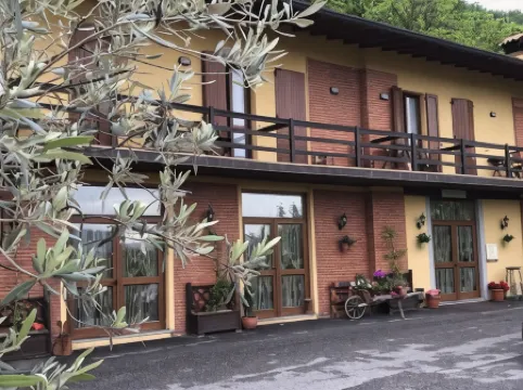 Agriturismo Forest B&B