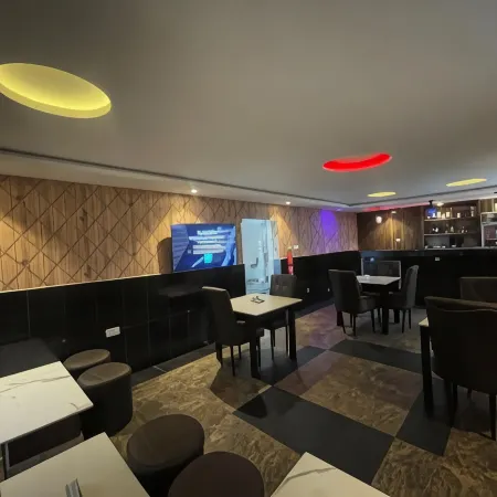 Presken Hotel Gra, Gra Ikeja