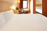 Ibis Marseille Centre Gare Saint-Charles Hotels in Marseille