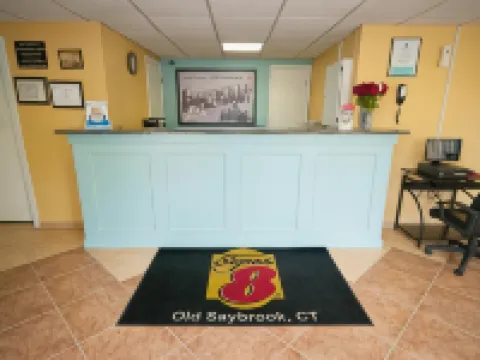 Super 8 by Wyndham Old Saybrook Hotels in Middlesex County