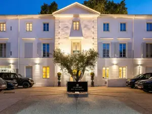 Hôtel le Saint Remy & Spa