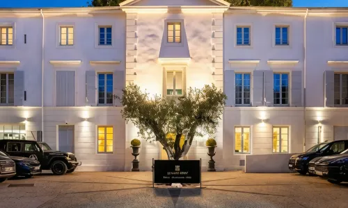 Hôtel le Saint Remy & Spa