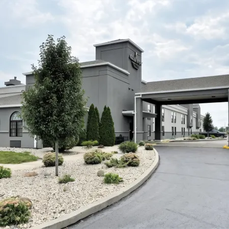 Country Inn & Suites by Radisson, Greenfield, IN