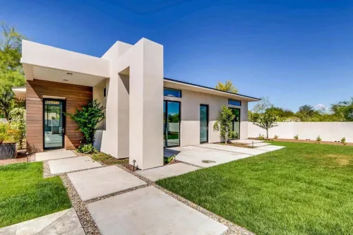 Stylish Scottsdale Estate with Rooftop Views, Pool & Private Casita