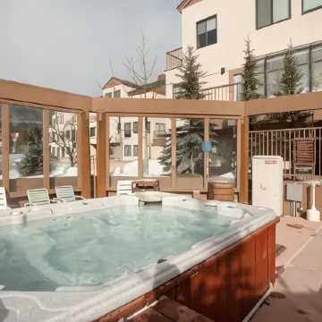 Mountain House, A Vail Resorts Property