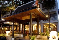 Sunset Beach Resort Hotel a Phuket