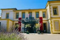 Terres de France - Résidence Côté Provence Các khách sạn ở Ginasservis