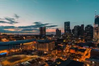 Rooftop Deck and Stylish Living Spaces - Luxurious Nashville Haven