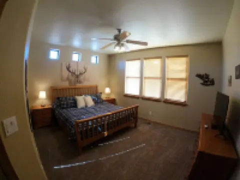 Awesome lodge on the 10th Fairway in the Torreon golf community in Show Low AZ.