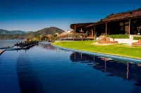 El Santuario Resort & Spa - Pools