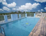 Hotel Silver Land New Digha with Rooftop Pool - Swimmingpools