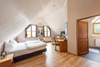 Logis Hotel-Restaurant Petry Hotels in Diekirch