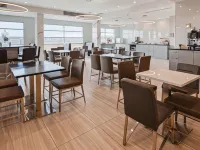 Executive Residency by Best Western Calgary City View North