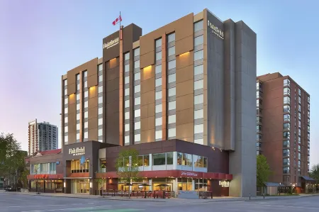 Fairfield Inn & Suites Calgary Downtown