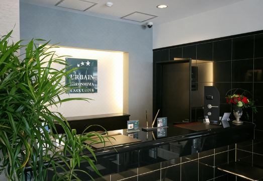 1. 어베인 히로시마..