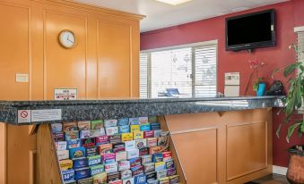 Rodeway Inn Fallbrook Downtown