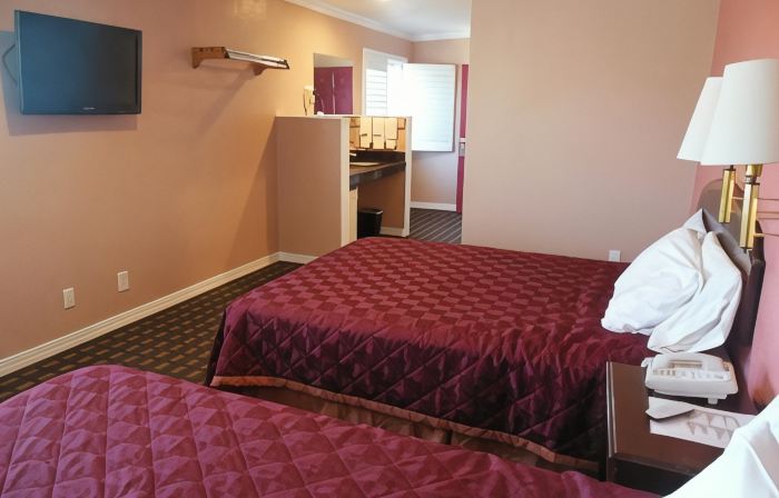 Sealamp Inn