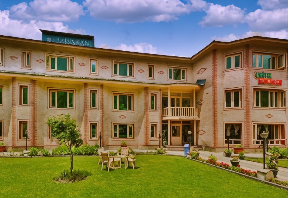 hotel overview picture