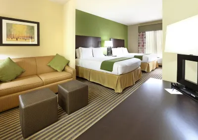 Holiday Inn Express & Suites Maumelle - Little Rock NW Hotels near The Villa at River Pointe Drive