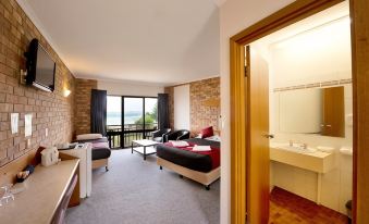 Kangaroo Island Seaside Inn