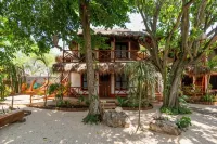 Hotel Zentik Project & Saline Cave โรงแรมใน