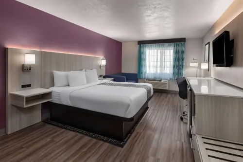 La Quinta Inn & Suites by Wyndham North Orem Hotels in Vineyard