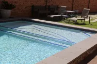 Magnolia Hotel - Pools