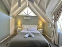 Plum Tree Cottage Hotels near Blanket Bay
