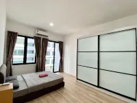 Staycation Homestay 14 P Residence Kuching Condo