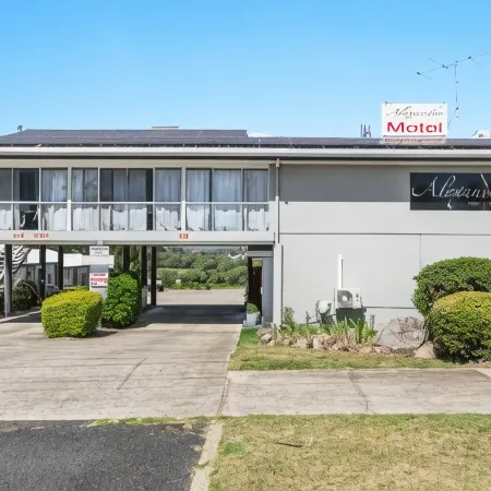 Alexander Motel