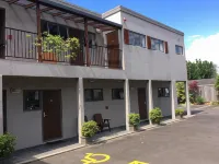 Chancellor Motor Lodge and Conference Centre Hotel di West End
