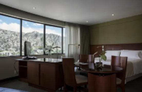 Suites Camino Real