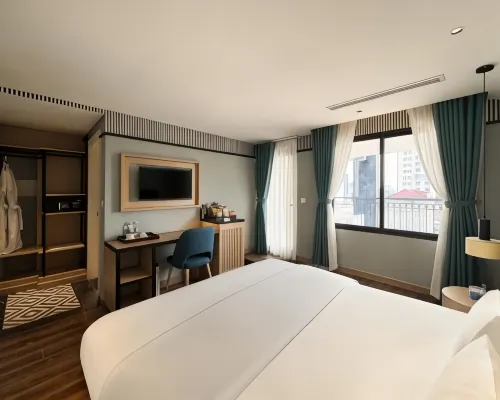 A25 Premium Hotel - 130 Ba Trieu Photos