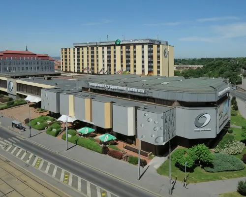 Congress & Wellness Hotel Olsanka Hotels near Zizkov