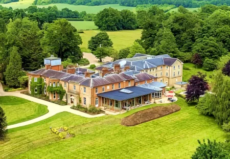 The Retreat, Elcot Park Отели в г. Ньюбери