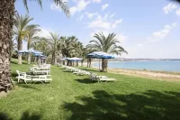 Ascos Coral Beach Hotel - pantai