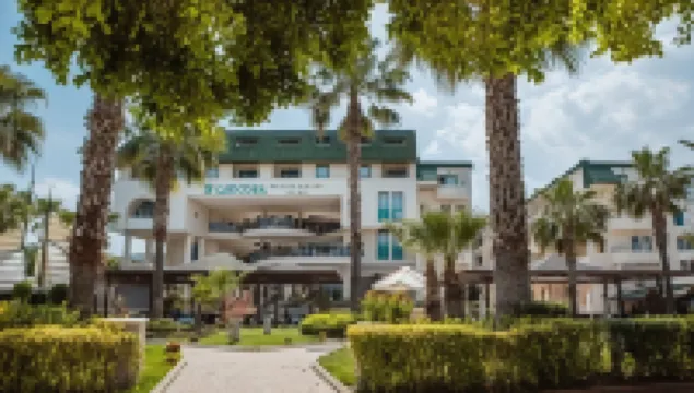 L'Ancora Beach Hotel
