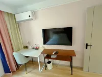 Jianhe Yuelai Chinese Inn Nanxun Ancient Town West Gate Homestay (Nanxi Street No. 1 Branch)