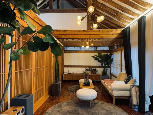 Suncheon Hanok Hangaroi Pension - 膳食民宿