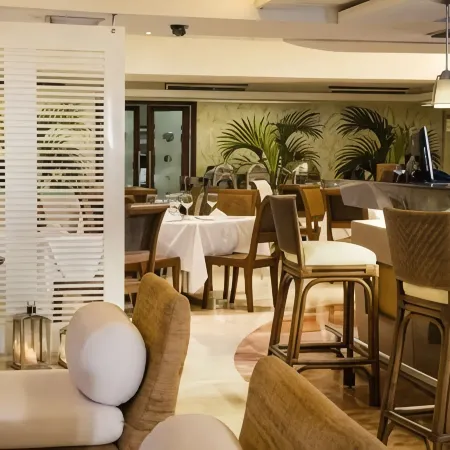 Country International Hotel