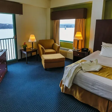 Grand Harbor Resort
